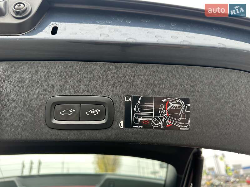 Внедорожник / Кроссовер Volvo XC40 2019 в Киеве фото 11 Внедорожник / Кроссовер Volvo XC40 2019 в Киеве