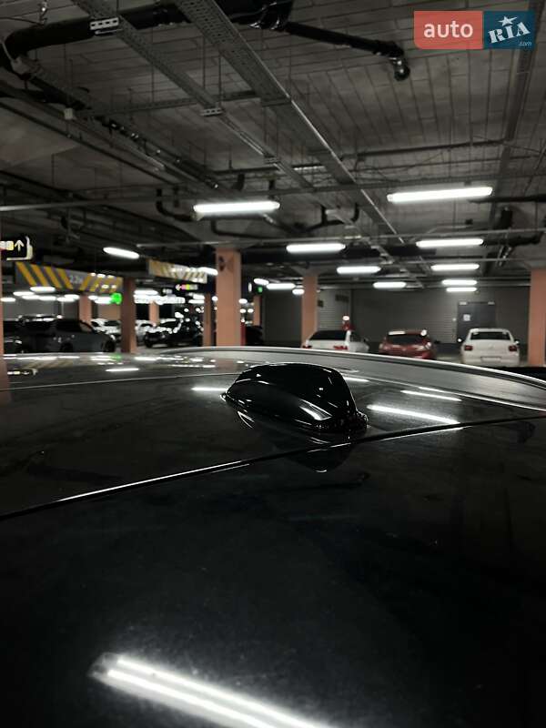 Внедорожник / Кроссовер Volvo XC40 2018 в Киеве