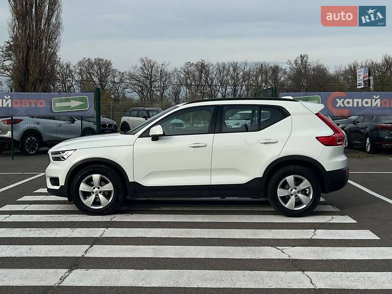 Позашляховик / Кросовер Volvo XC40 2018 в Одесі фото 8 Позашляховик / Кросовер Volvo XC40 2018 в Одесі