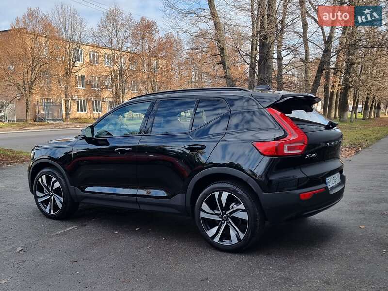 Позашляховик / Кросовер Volvo XC40 2024 в Полтаві