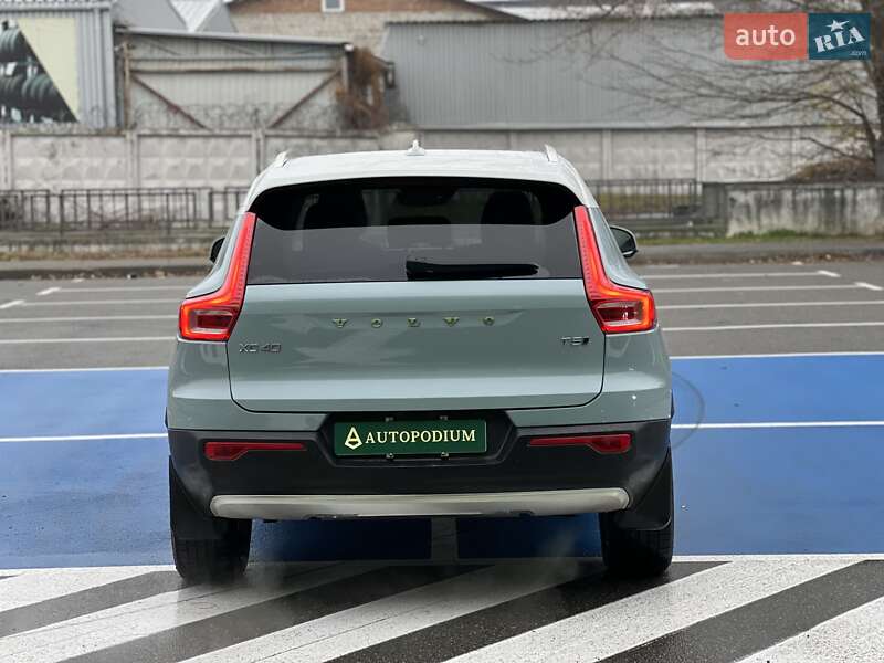 Внедорожник / Кроссовер Volvo XC40 2018 в Киеве