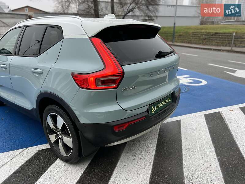 Внедорожник / Кроссовер Volvo XC40 2018 в Киеве