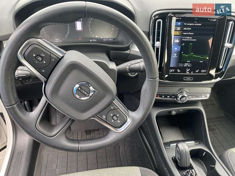 Внедорожник / Кроссовер Volvo XC40 2020 в Киеве фото 10 Внедорожник / Кроссовер Volvo XC40 2020 в Киеве