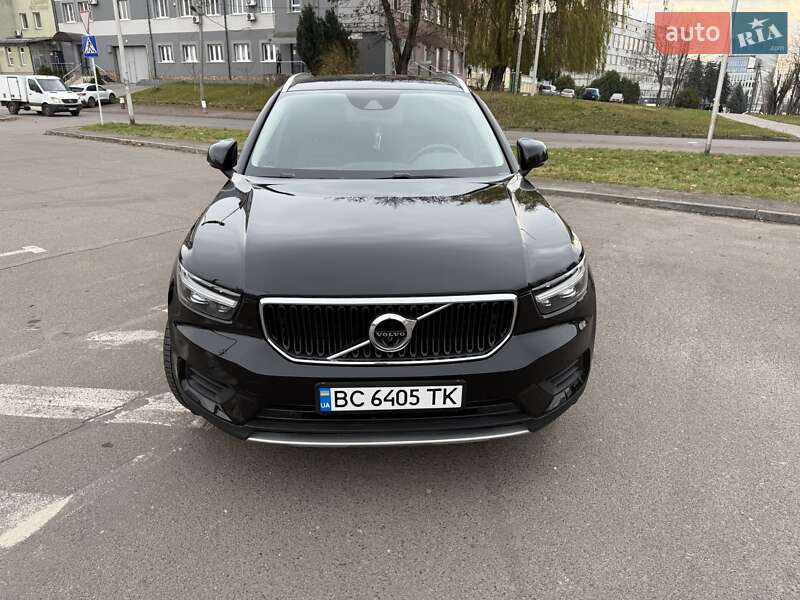 Volvo XC40 2019