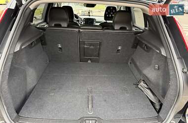 Внедорожник / Кроссовер Volvo XC40 2019 в Львове фото 23 Внедорожник / Кроссовер Volvo XC40 2019 в Львове