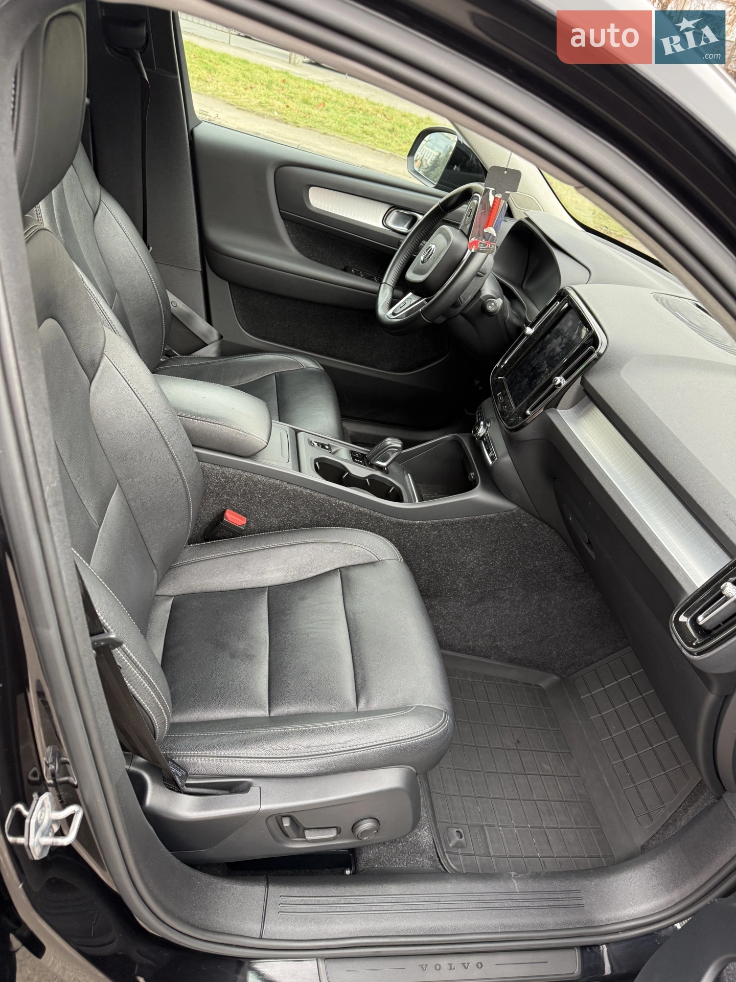 2019 Volvo XC40 - мініатюра 15