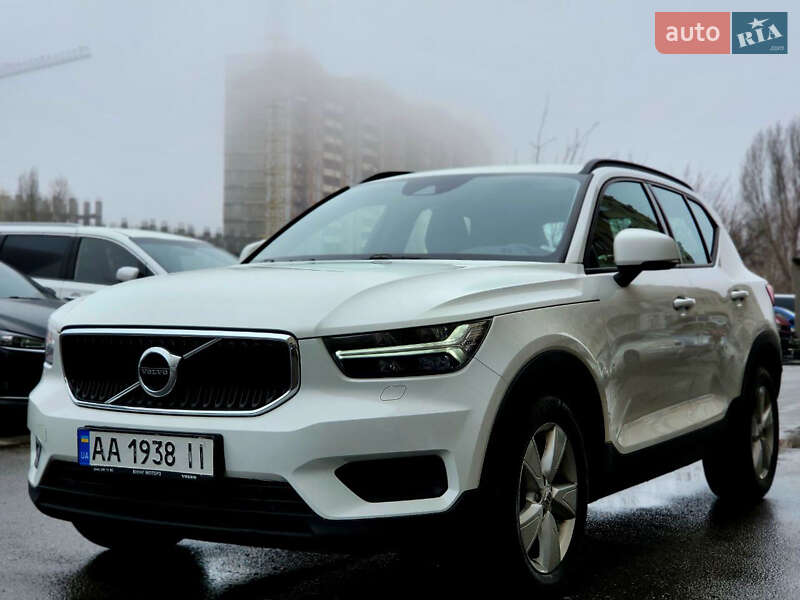 Позашляховик / Кросовер Volvo XC40 2019 в Києві