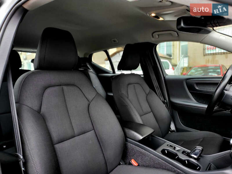 Позашляховик / Кросовер Volvo XC40 2019 в Києві