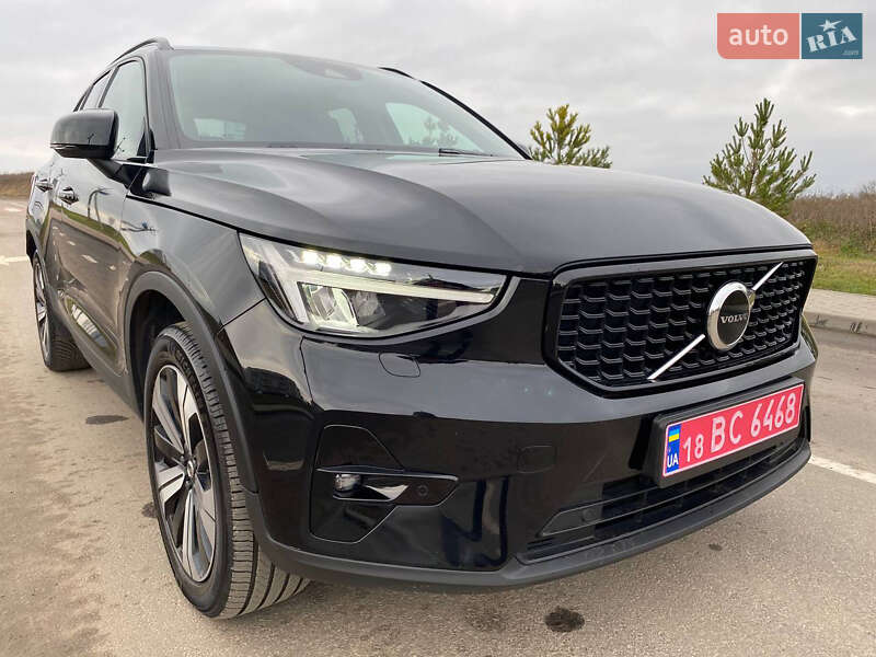 Внедорожник / Кроссовер Volvo XC40 2023 в Ровно фото 4 Внедорожник / Кроссовер Volvo XC40 2023 в Ровно