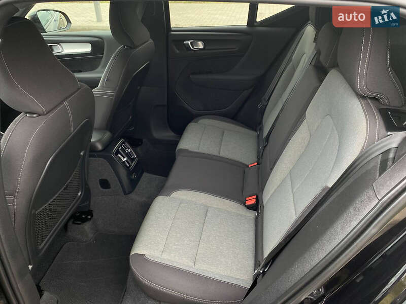 Внедорожник / Кроссовер Volvo XC40 2023 в Ровно фото 45 Внедорожник / Кроссовер Volvo XC40 2023 в Ровно