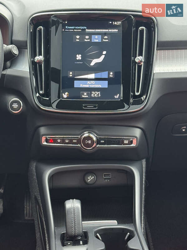 Позашляховик / Кросовер Volvo XC40 2019 в Львові