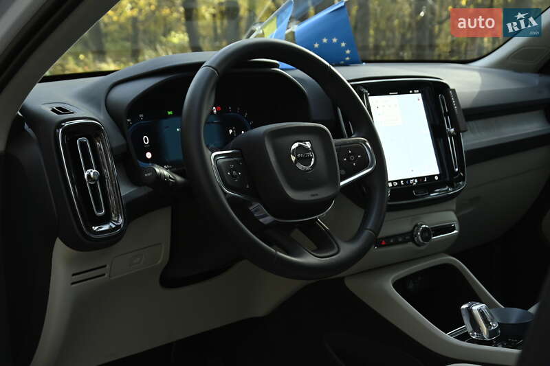 Внедорожник / Кроссовер Volvo XC40 2024 в Бердичеве фото 36 Внедорожник / Кроссовер Volvo XC40 2024 в Бердичеве