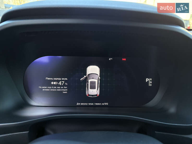 Внедорожник / Кроссовер Volvo XC40 2024 в Ровно