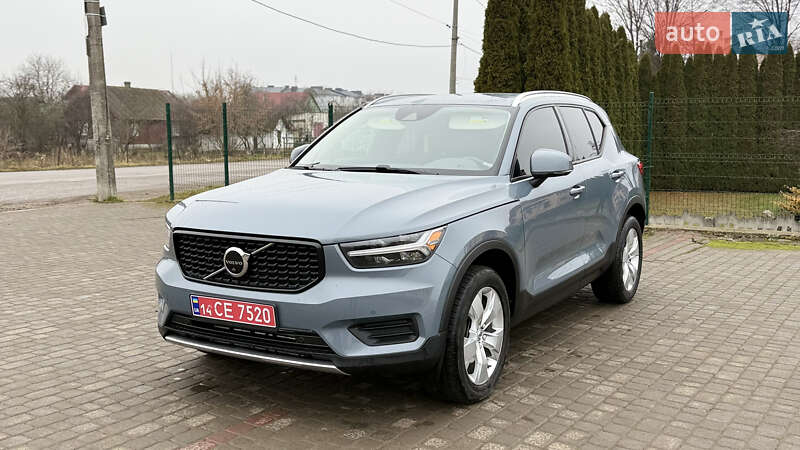 Volvo XC40 2022
