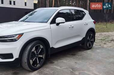 Позашляховик / Кросовер Volvo XC40 2019 в Києві