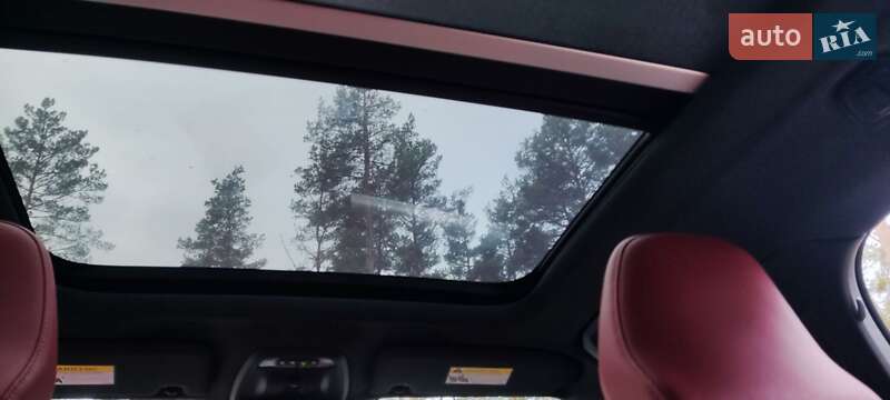 Позашляховик / Кросовер Volvo XC40 2019 в Києві