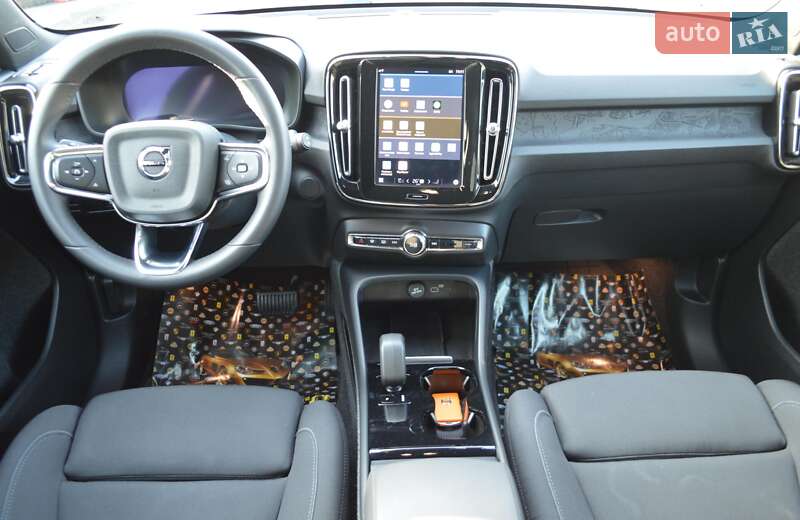 Позашляховик / Кросовер Volvo XC40 2023 в Одесі