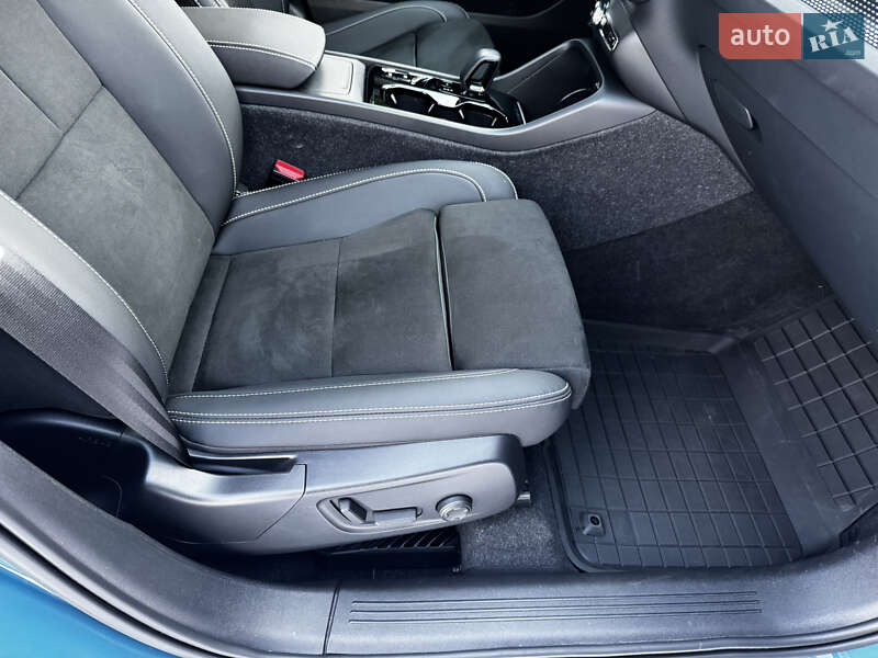Внедорожник / Кроссовер Volvo XC40 2022 в Киеве фото 26 Внедорожник / Кроссовер Volvo XC40 2022 в Киеве