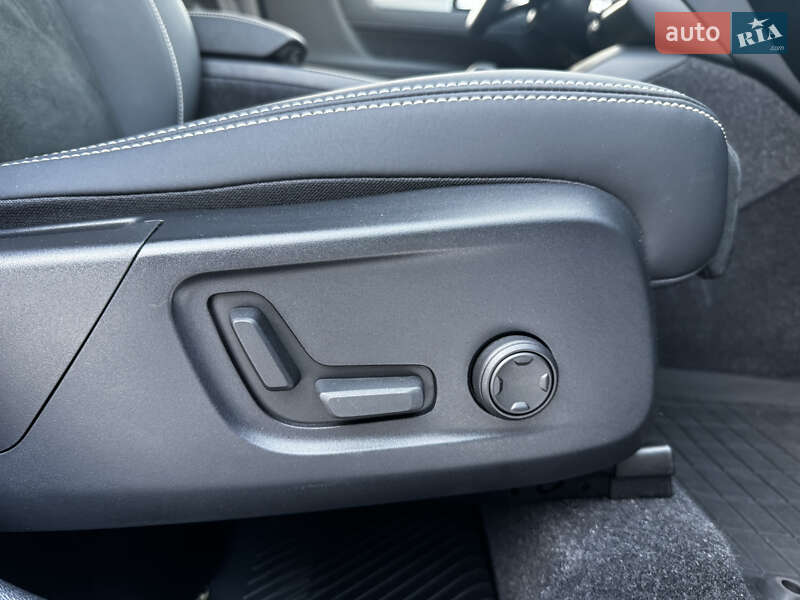 Внедорожник / Кроссовер Volvo XC40 2022 в Киеве фото 55 Внедорожник / Кроссовер Volvo XC40 2022 в Киеве