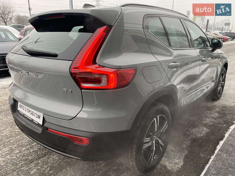 Внедорожник / Кроссовер Volvo XC40 2024 в Киеве фото 6 Внедорожник / Кроссовер Volvo XC40 2024 в Киеве