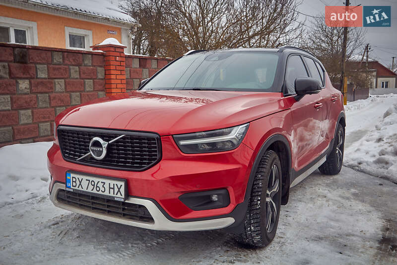 Позашляховик / Кросовер Volvo XC40 2020 в Славуті