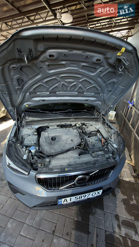 Позашляховик / Кросовер Volvo XC40 2022 в Києві