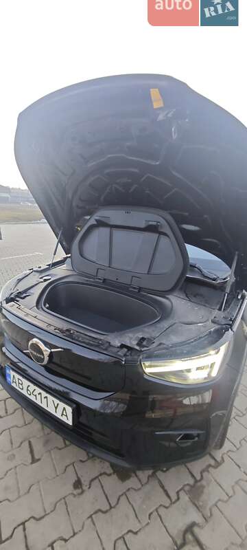 Внедорожник / Кроссовер Volvo XC40 2023 в Виннице