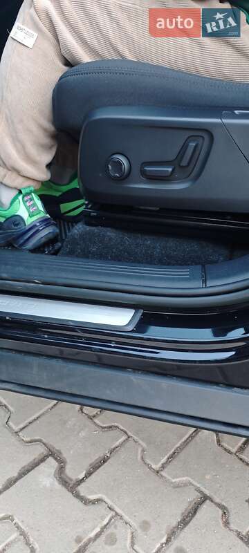 Внедорожник / Кроссовер Volvo XC40 2023 в Виннице