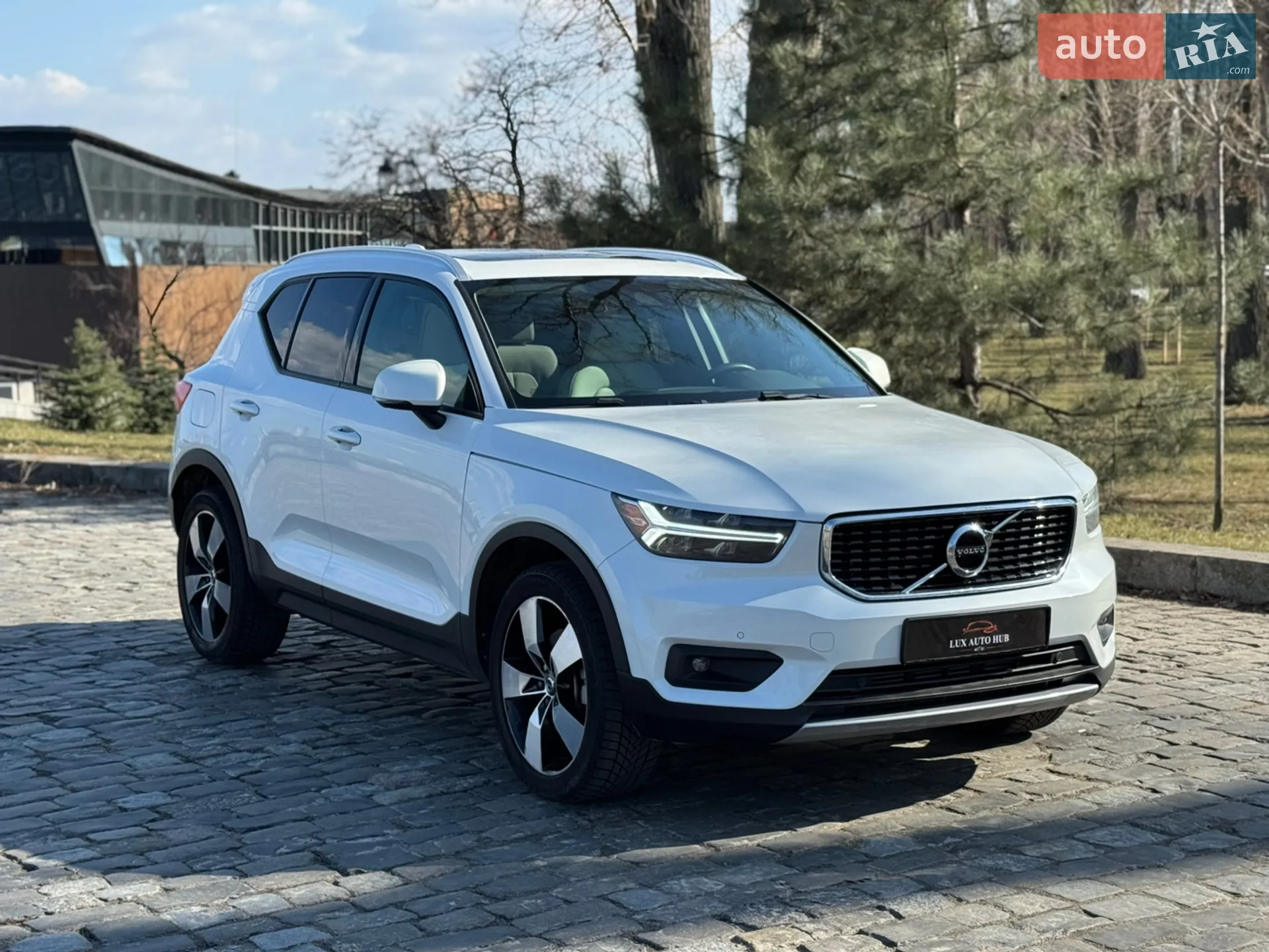2020 Volvo XC40 - мініатюра 4