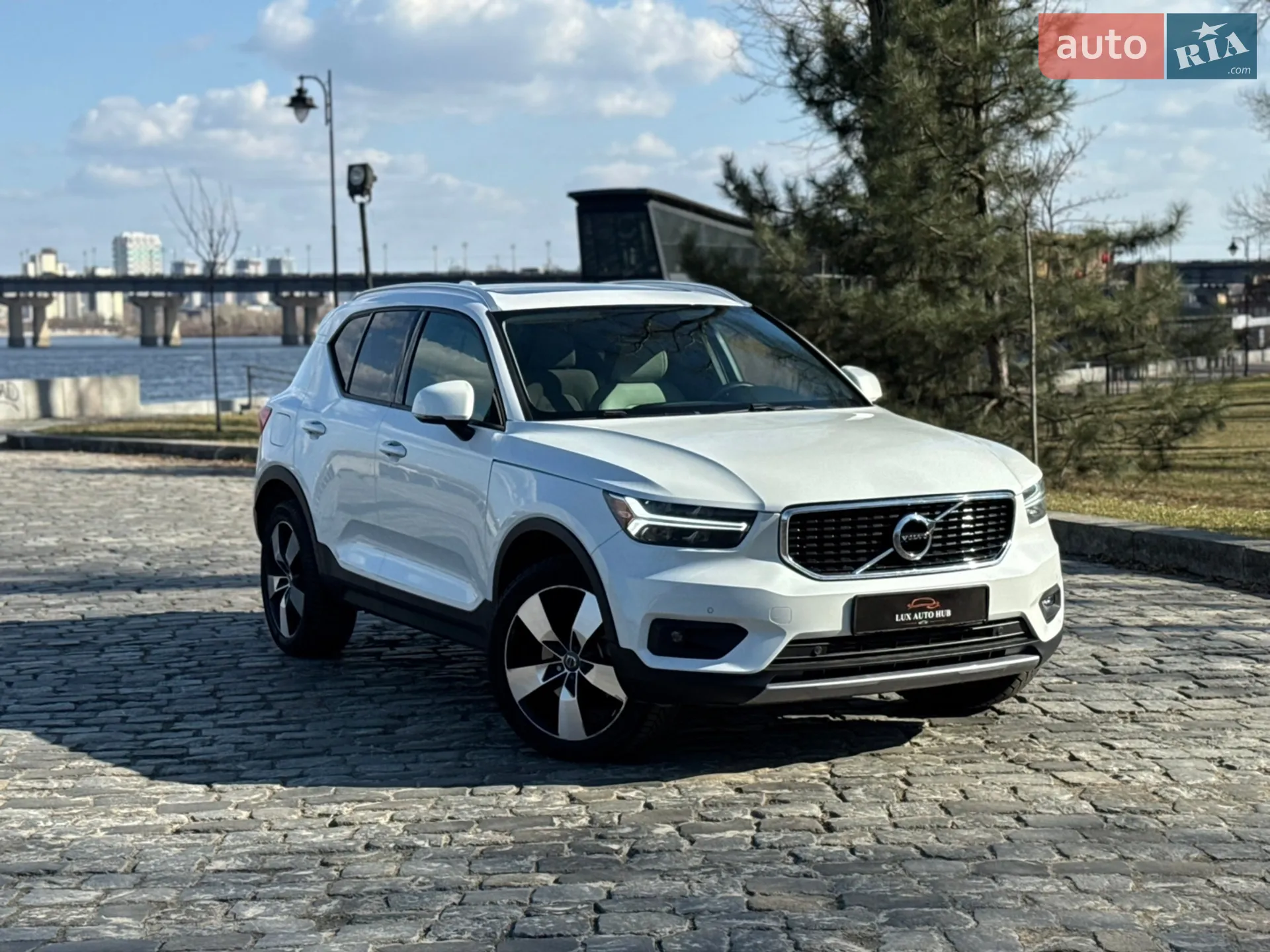 2020 Volvo XC40 - мініатюра 42