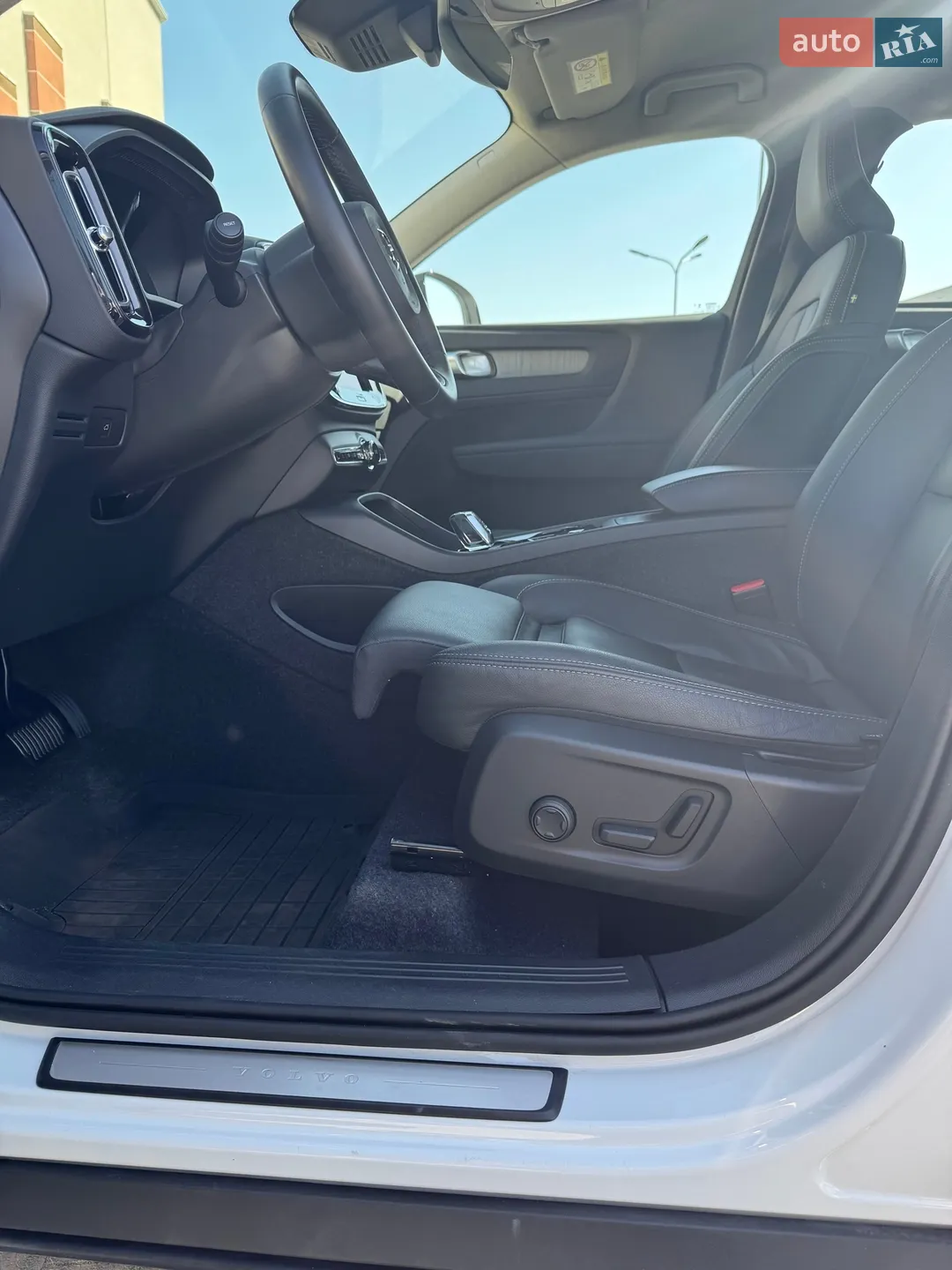 2024 Volvo XC40 - мініатюра 42