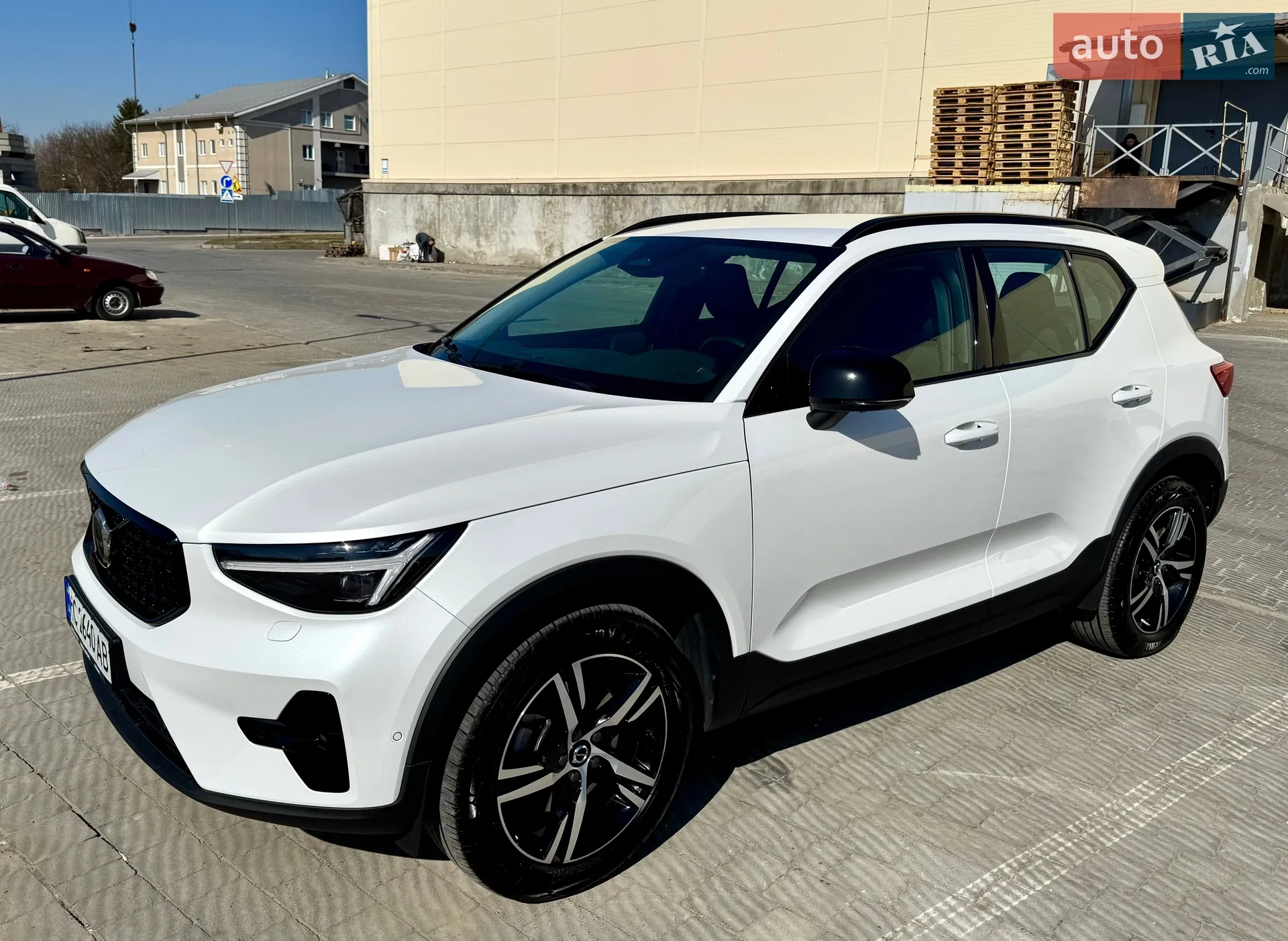 2024 Volvo XC40 - мініатюра 10