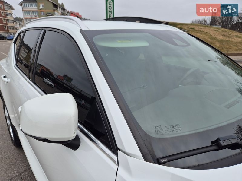 Позашляховик / Кросовер Volvo XC40 2020 в Києві