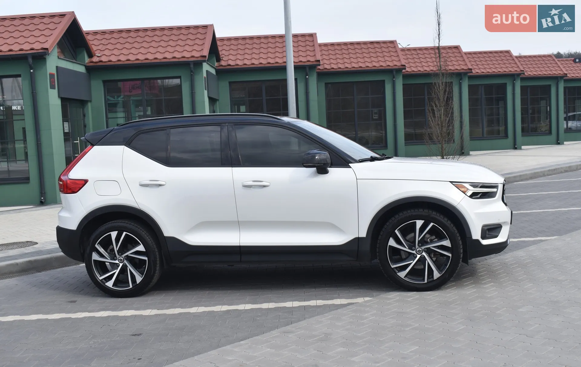2020 Volvo XC40 - мініатюра 17