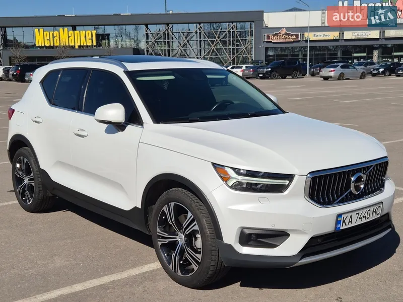 Volvo XC40 2020