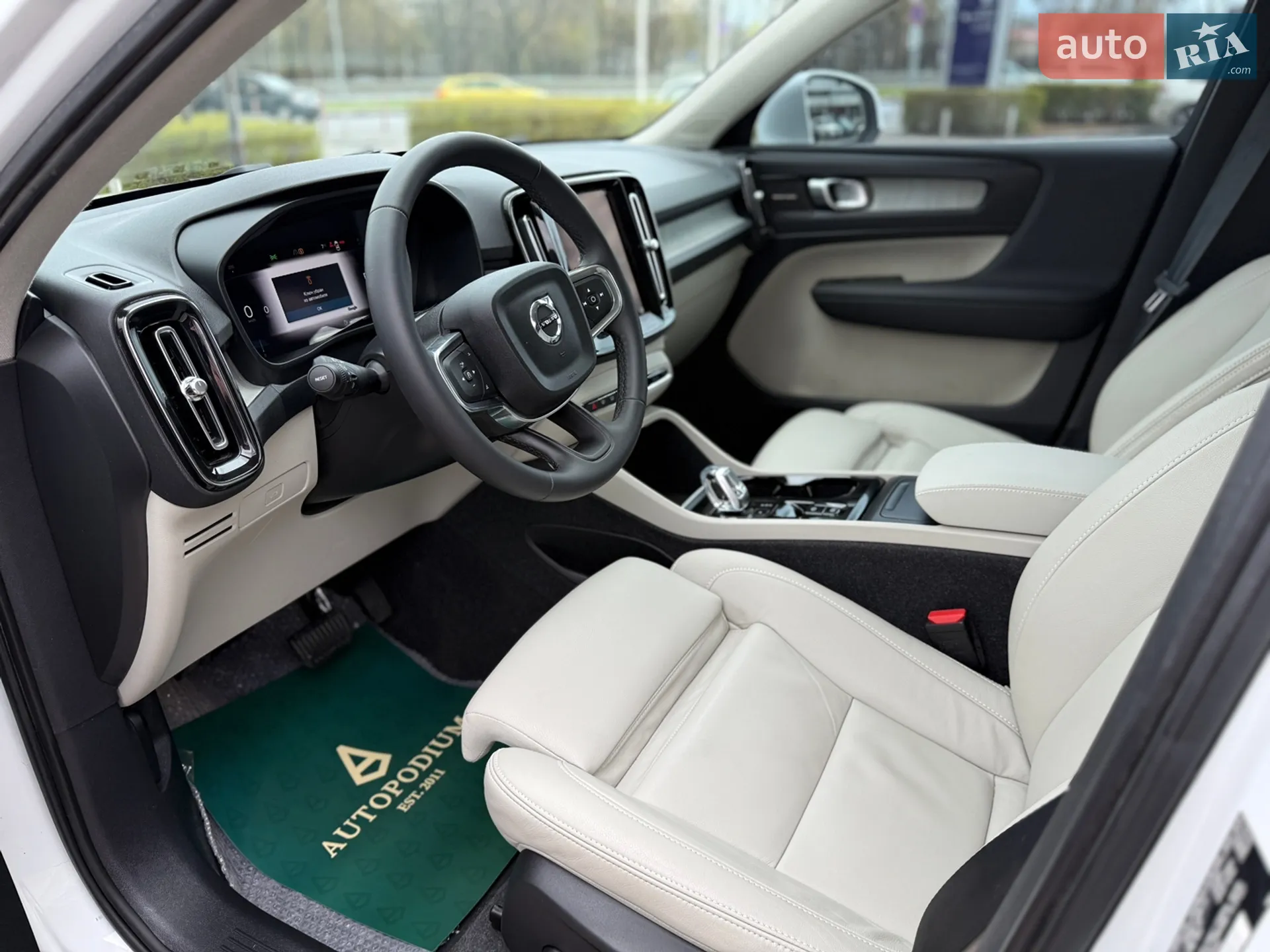 2024 Volvo XC40 - мініатюра 16