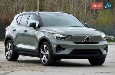 Внедорожник / Кроссовер Volvo XC40 2023 в Черновцах