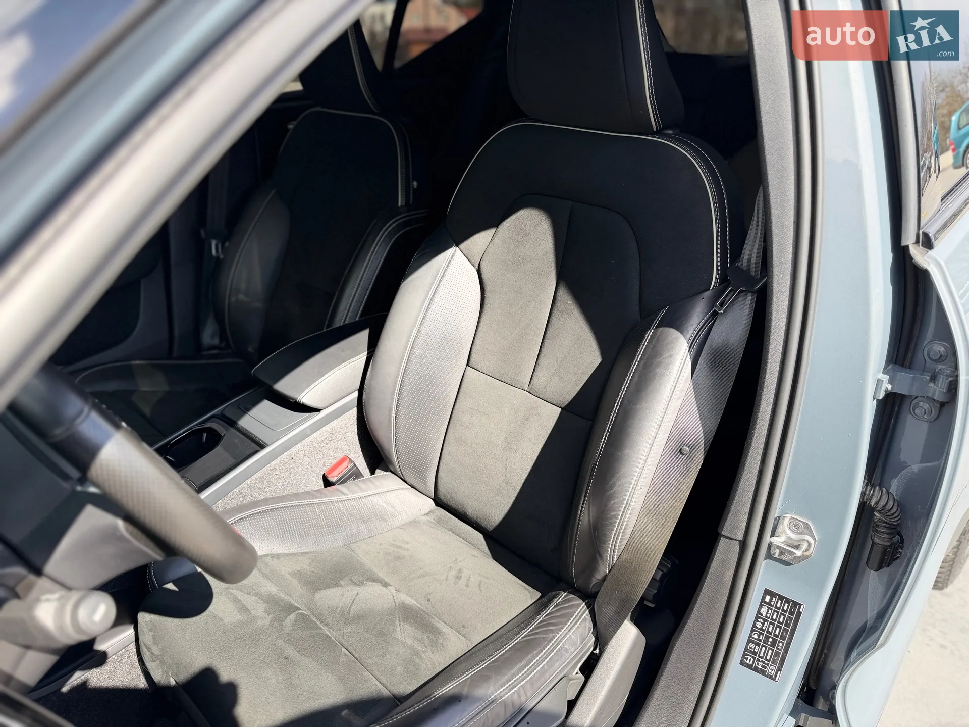 2020 Volvo XC40 - мініатюра 32