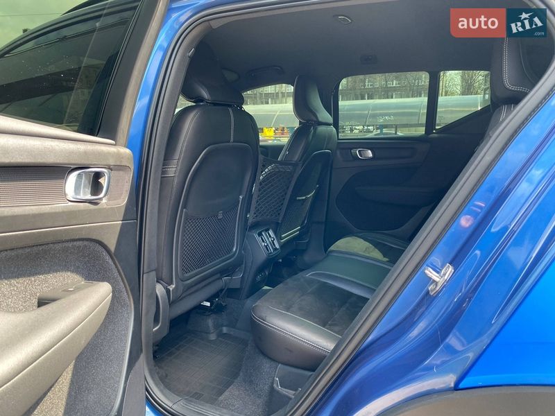 Внедорожник / Кроссовер Volvo XC40 2018 в Киеве фото 27 Внедорожник / Кроссовер Volvo XC40 2018 в Киеве