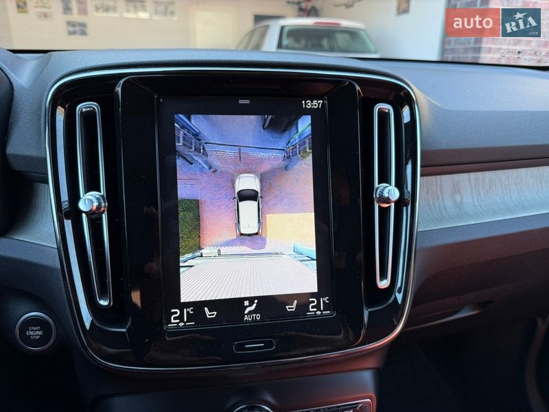 Позашляховик / Кросовер Volvo XC40 2019 в Києві фото 8 Позашляховик / Кросовер Volvo XC40 2019 в Києві