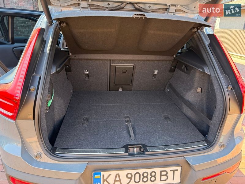 Позашляховик / Кросовер Volvo XC40 2019 в Києві фото 11 Позашляховик / Кросовер Volvo XC40 2019 в Києві