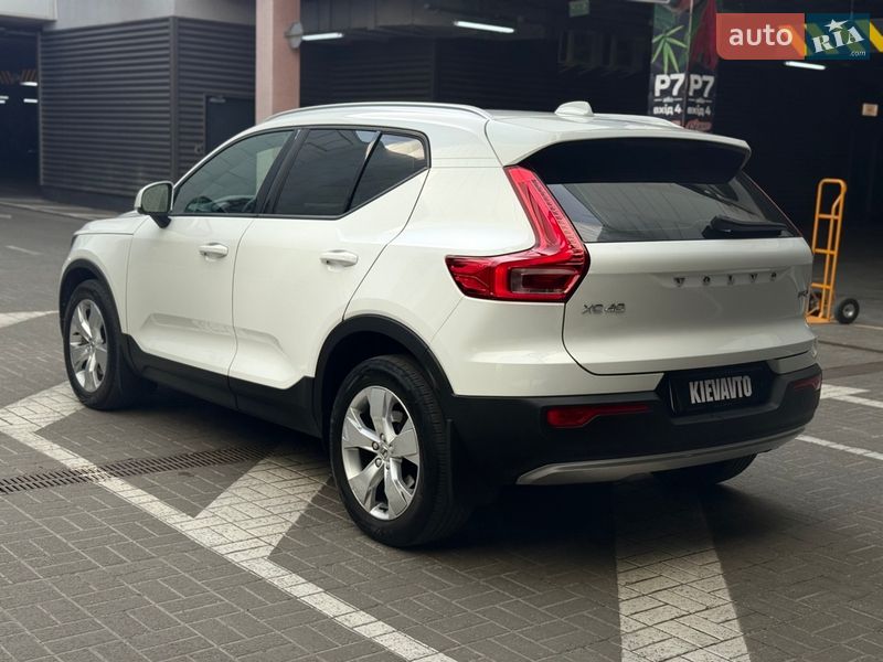 Позашляховик / Кросовер Volvo XC40 2020 в Києві