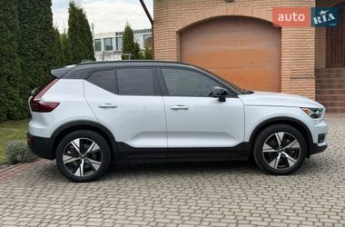 Внедорожник / Кроссовер Volvo XC40 2021 в Ровно