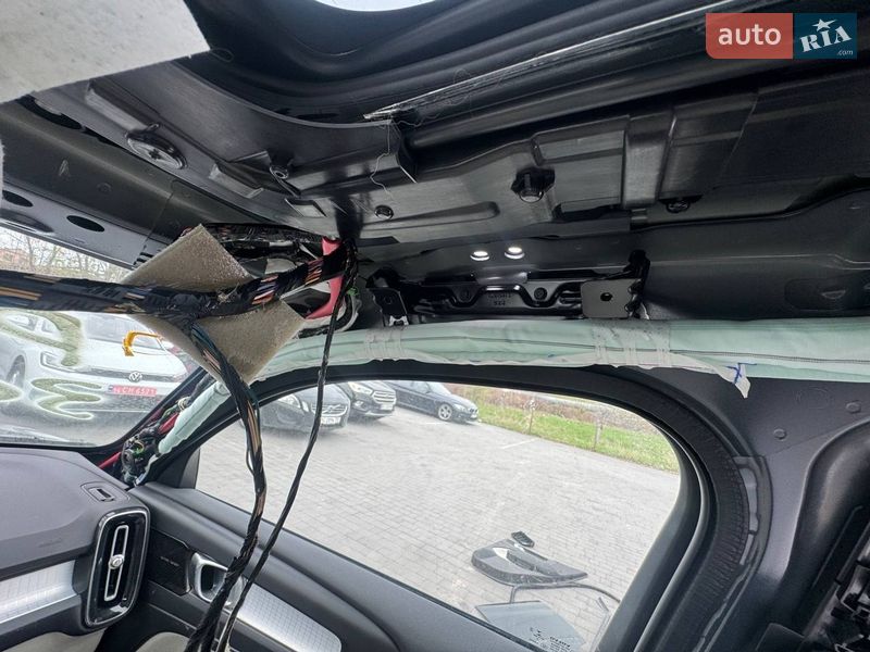 Внедорожник / Кроссовер Volvo XC40 2021 в Львове