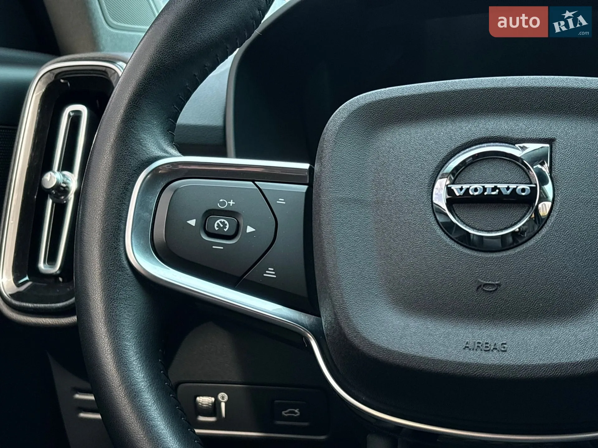 2020 Volvo XC40 - мініатюра 35