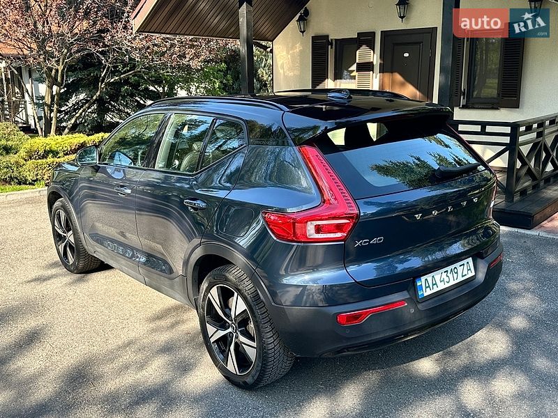 Внедорожник / Кроссовер Volvo XC40 2021 в Броварах
