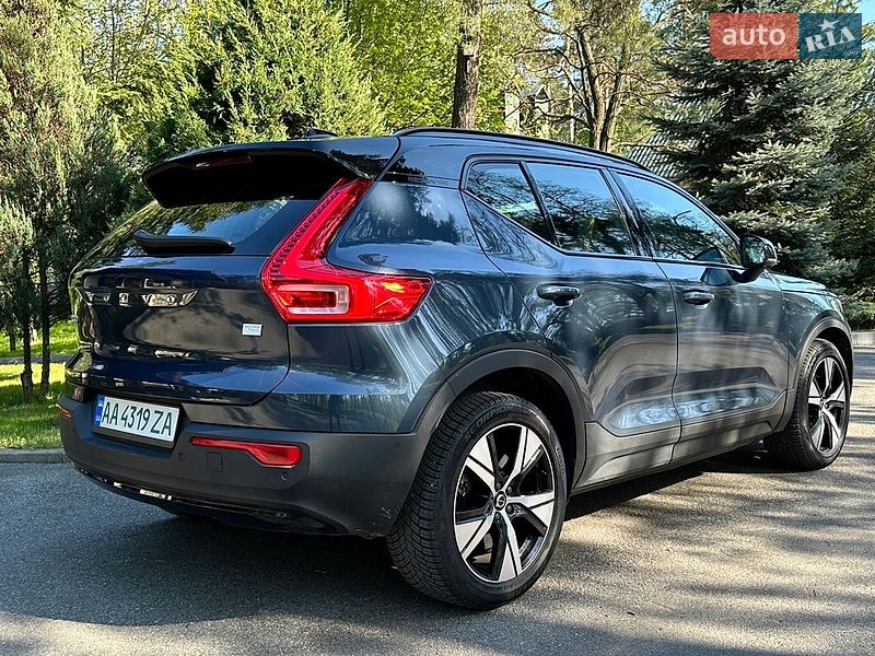 Внедорожник / Кроссовер Volvo XC40 2021 в Броварах