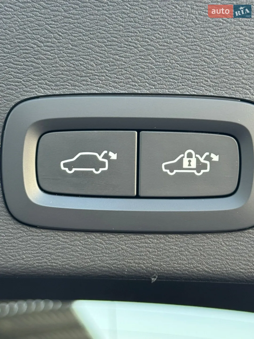 2023 Volvo XC40 - мініатюра 27