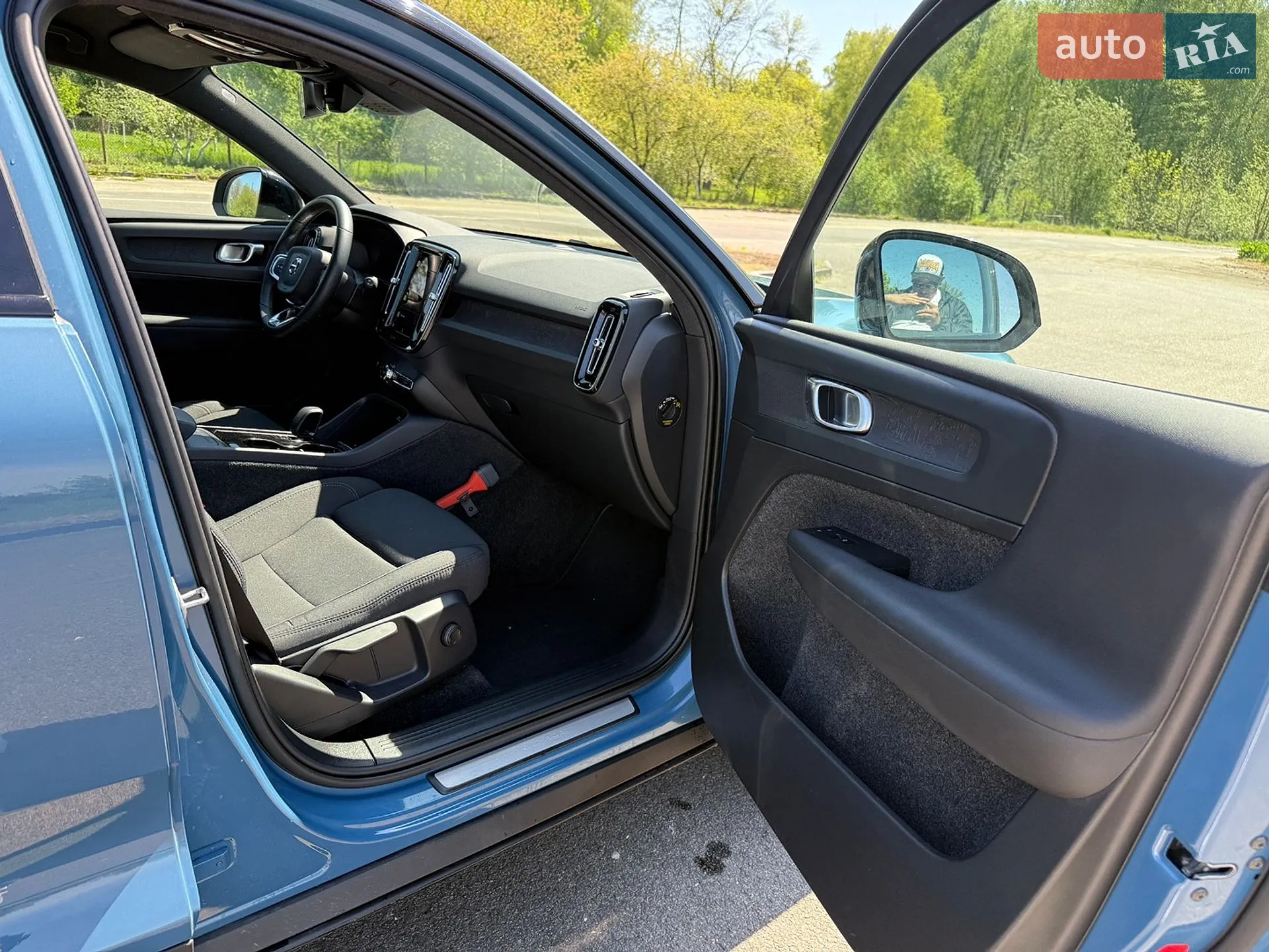 2023 Volvo XC40 - мініатюра 9