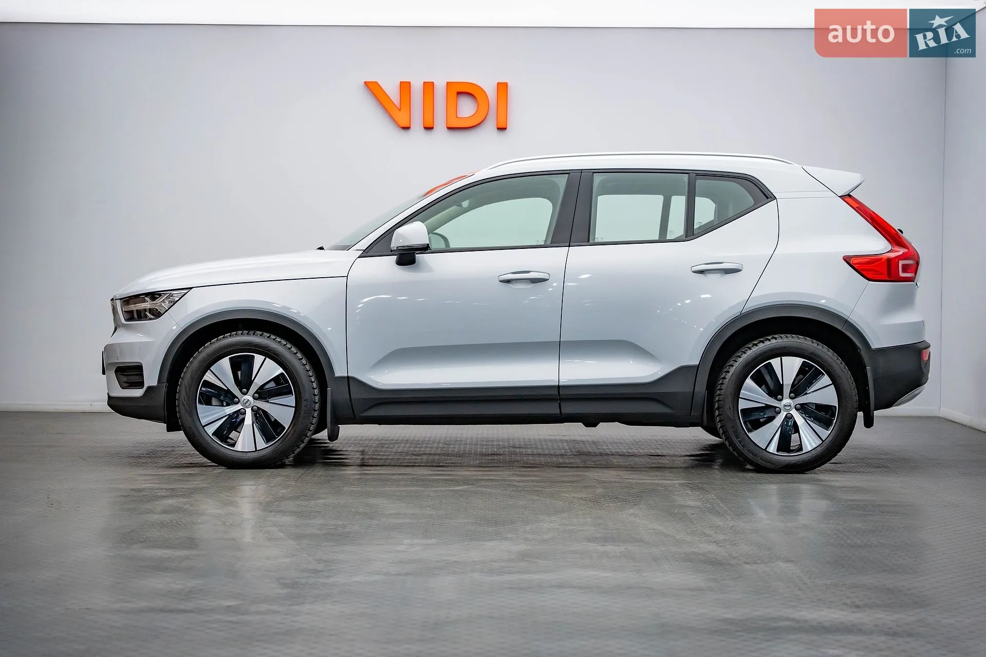 2021 Volvo XC40 - мініатюра 3